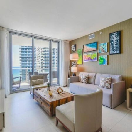 Beachfront Condo With Mesmerizing Views Hollywood Zewnętrze zdjęcie